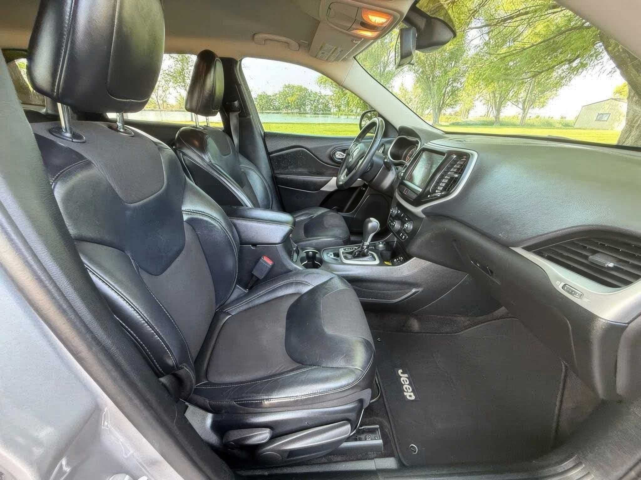 Jeep Cherokee 2018