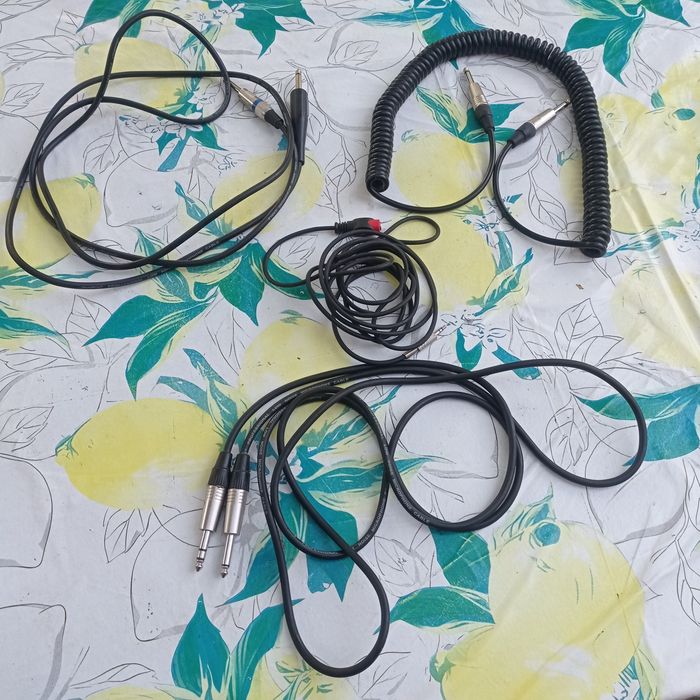 Шнур Кабель для гитары, микрофона Sound King 2.3 и 2.5 м.