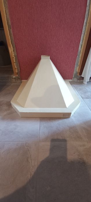 Витяжка кухонна  з підсвіткою