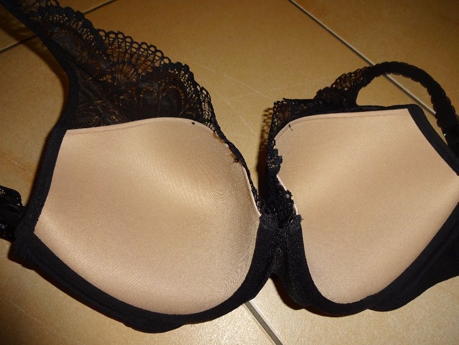 WONDERBRA czarny push up NOWY koronkowy cielisty biustonosz 36F / 80G