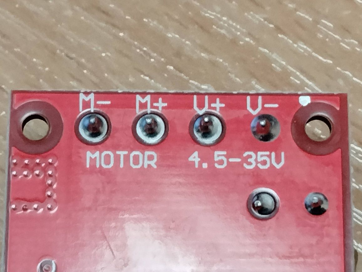 Регулятор напряжения HW-687 преобразователь HW-132