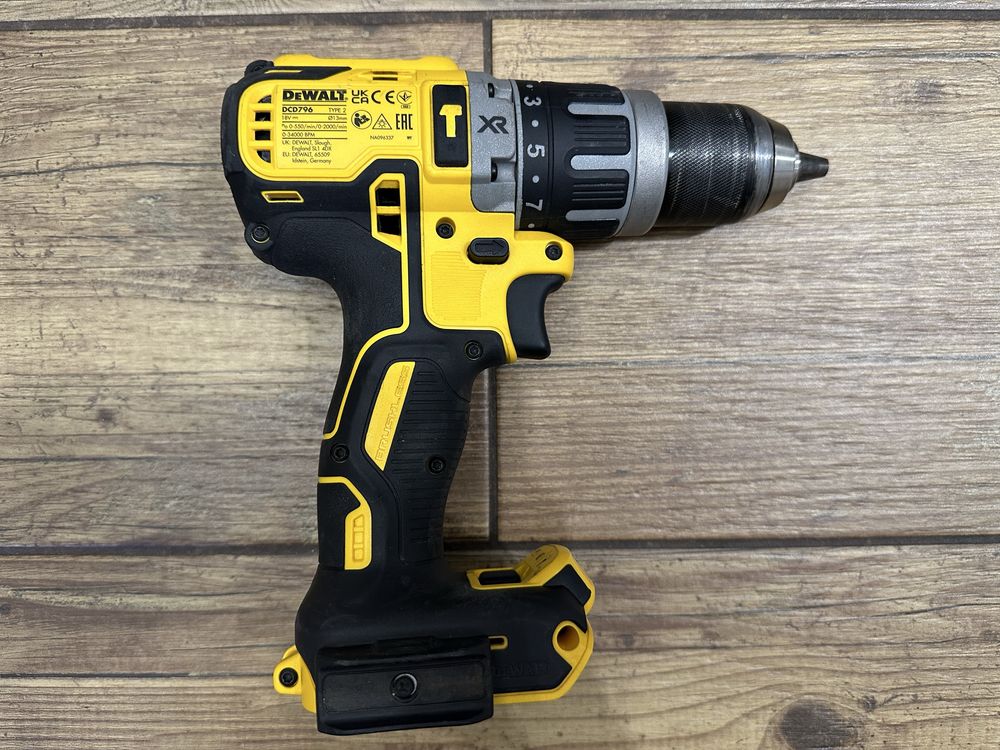 Wiertarko-wkrętarka udarowa Dewalt DCD796 - 2023r.