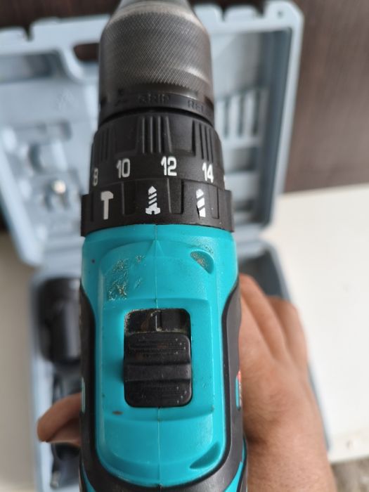 Продам шуруповерт grand