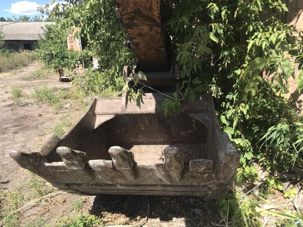 Продам экскаватор