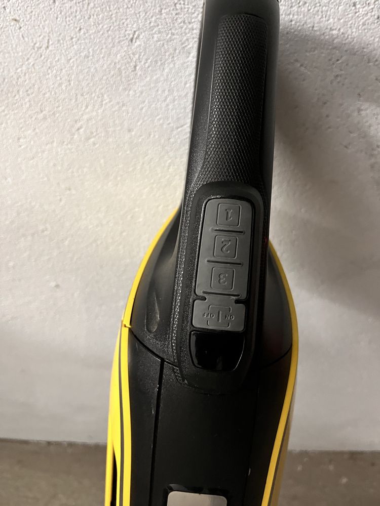 Karcher jak nowy odkurzacz bezprzewodowy z ładowarką
