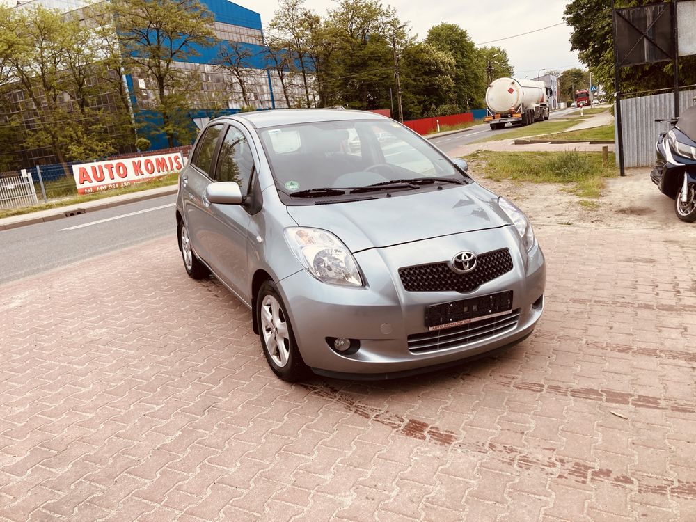 Toyota yaris rok2006 poj1.3 przeb 141 tys klima 5-drzwi zadbany