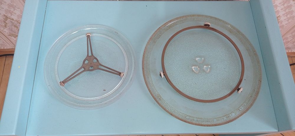 Продам Оригинальные тарелкы в збори для микроволновки