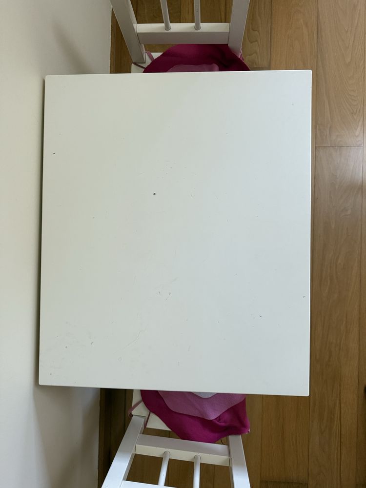 Mesa Criança + Cadeiras - Ikea