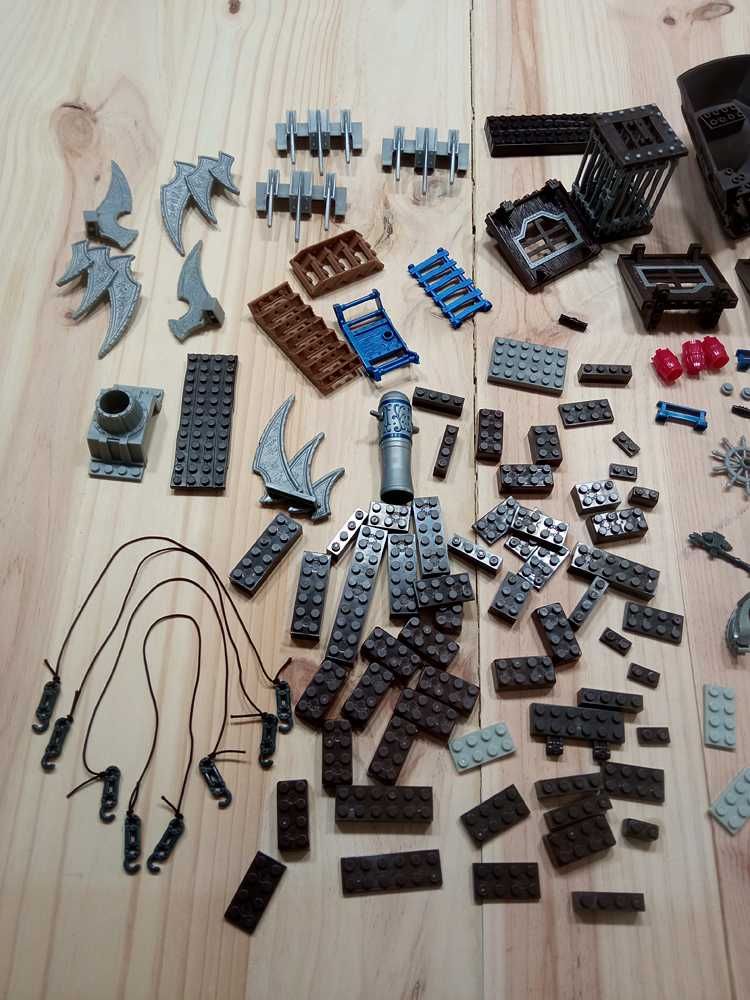 Mega Bloks Norvagen Destroyer 9613
