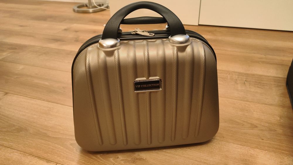 VIP Collection - Walizka / Kosmetyczka Panama 14" - nowa, wygrana