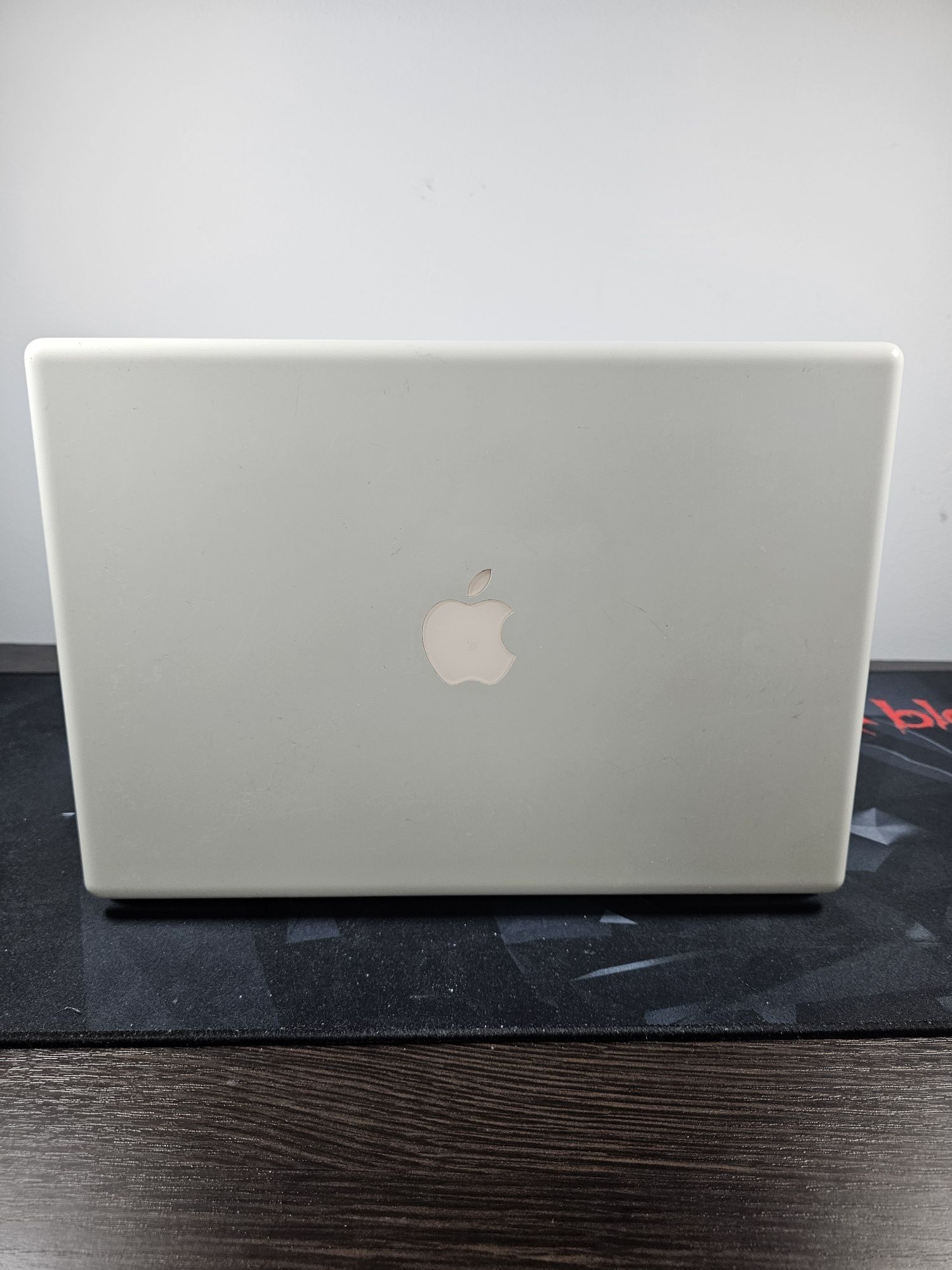 Macbook A1181 ноутбук