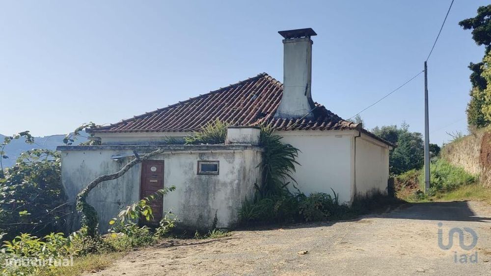 Casa de aldeia T2 em Refóios do Lima de 150,00 m2