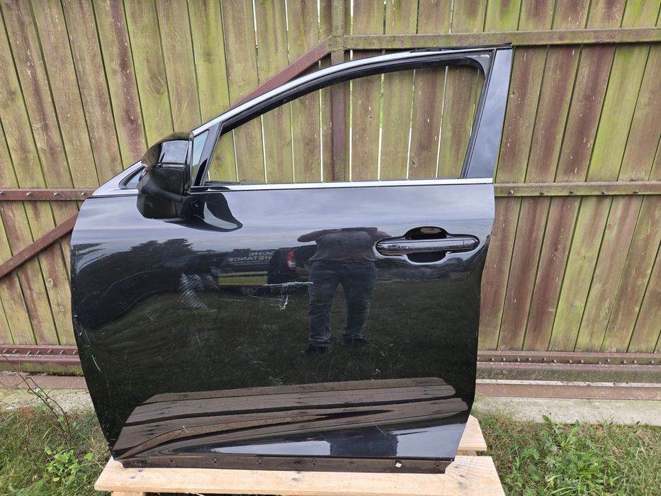 Lexus  RX V 500h Lewa strona Dzwi przednie