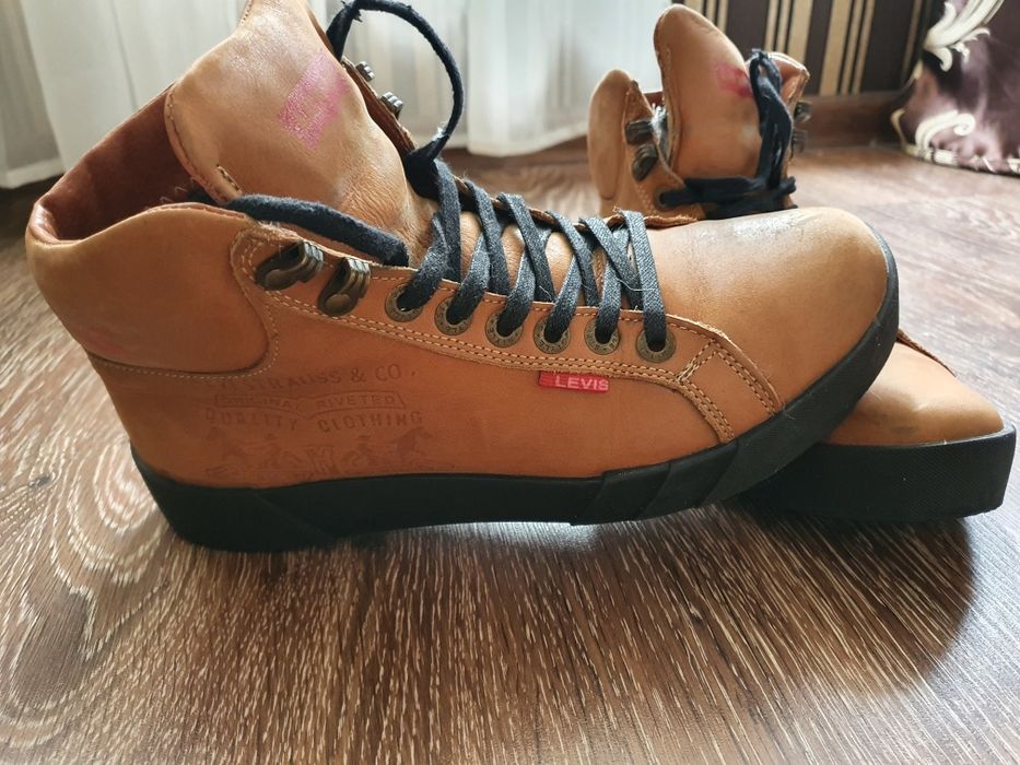 Ботинки зимние, в очень хорошем состоянии