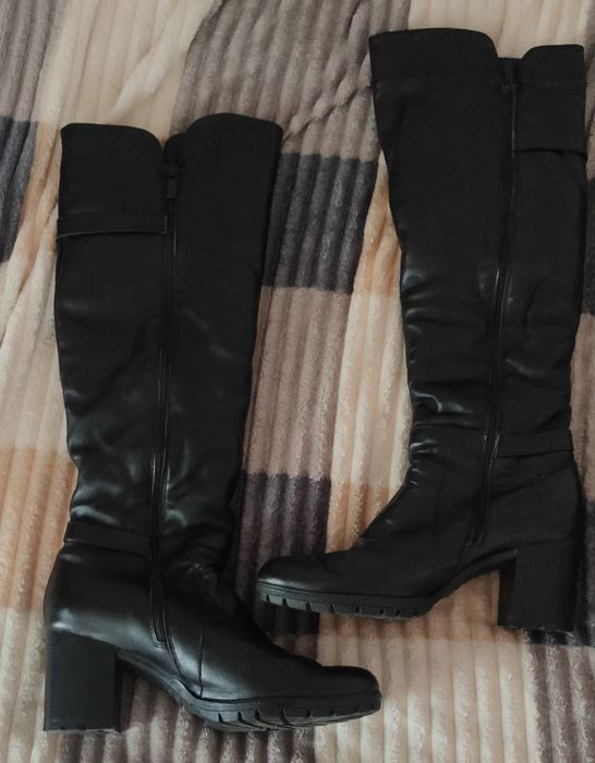 Шкіряні чоботи 2500