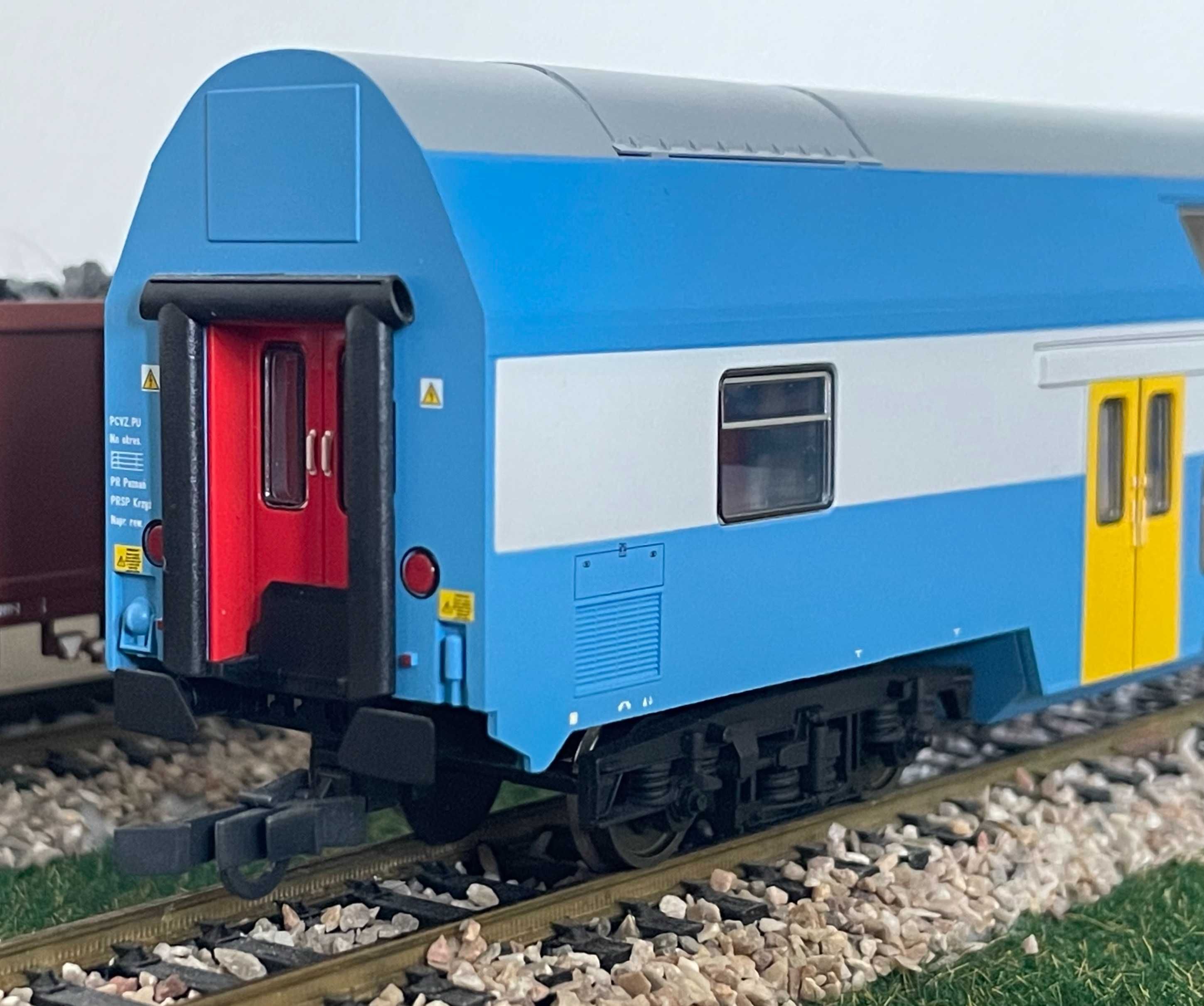 PIKO 97035 EXPERT wagon piętrowy Przewozy Regionalne stan IDEALNY