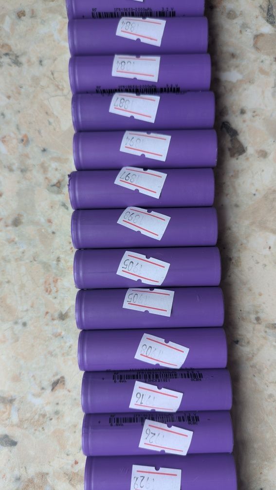 Акумулятори IFR18650-2000mAh 3.2v lifepo4