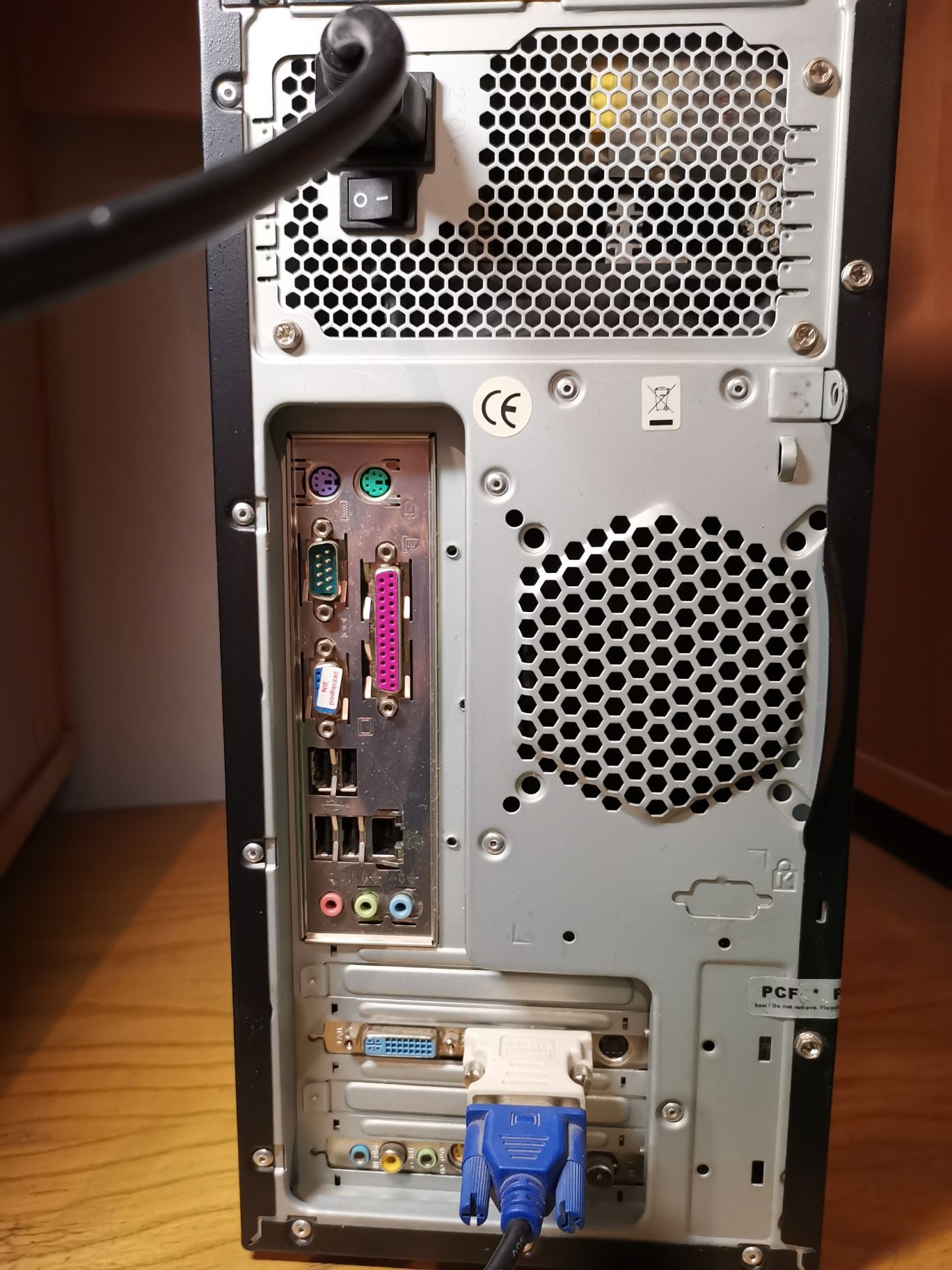 Kompuer Intel Core 2 Quad Q6600