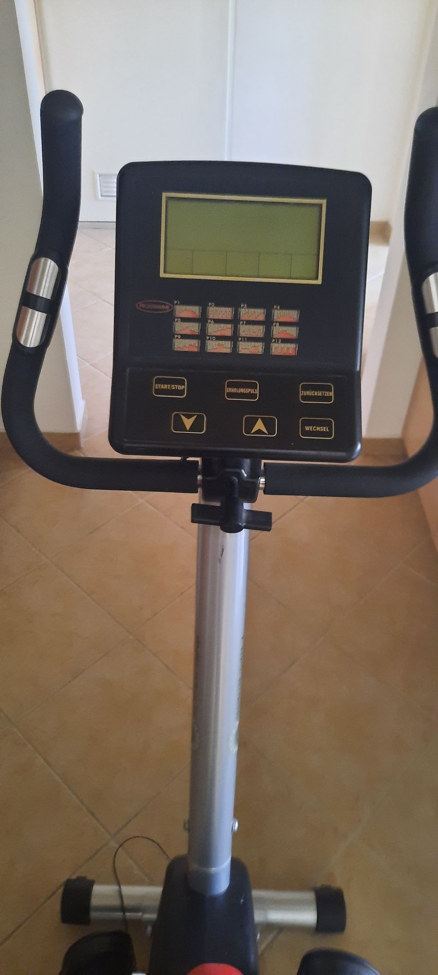Rower stacjonarny, treningowy Prefektum Eregometer
Hamowanie