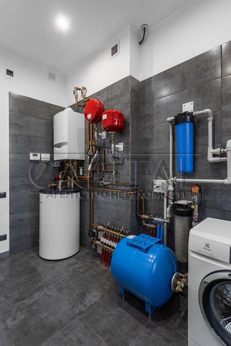 Пропонується в оренду шикарний будинок у Горенці 180м2