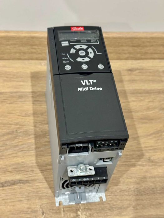 Falownik Inwerter Danfoss VLT 2,2kW FC-280