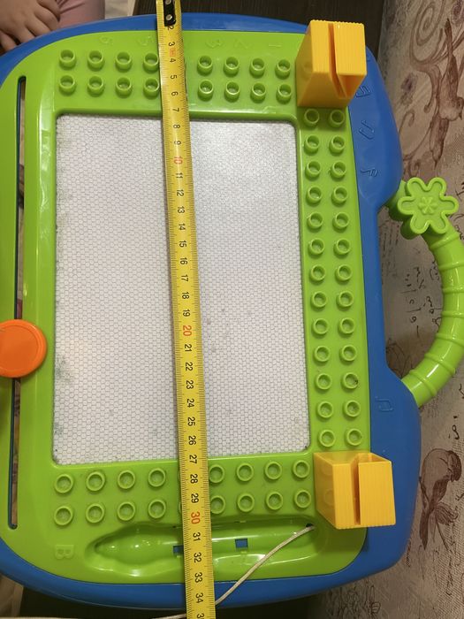 детский столик для рисования с цветной магнитной доской