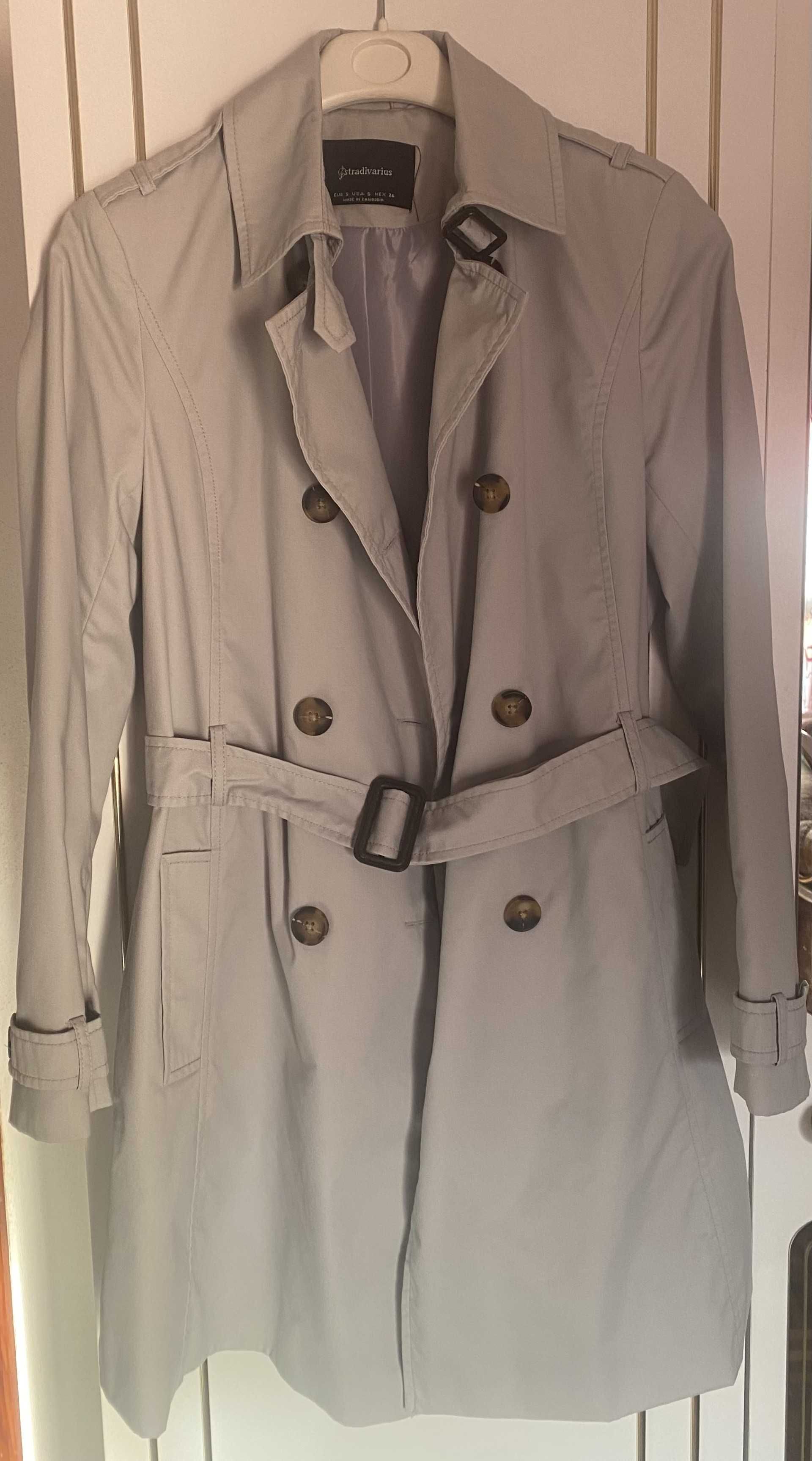 Gabardina Stradivarius