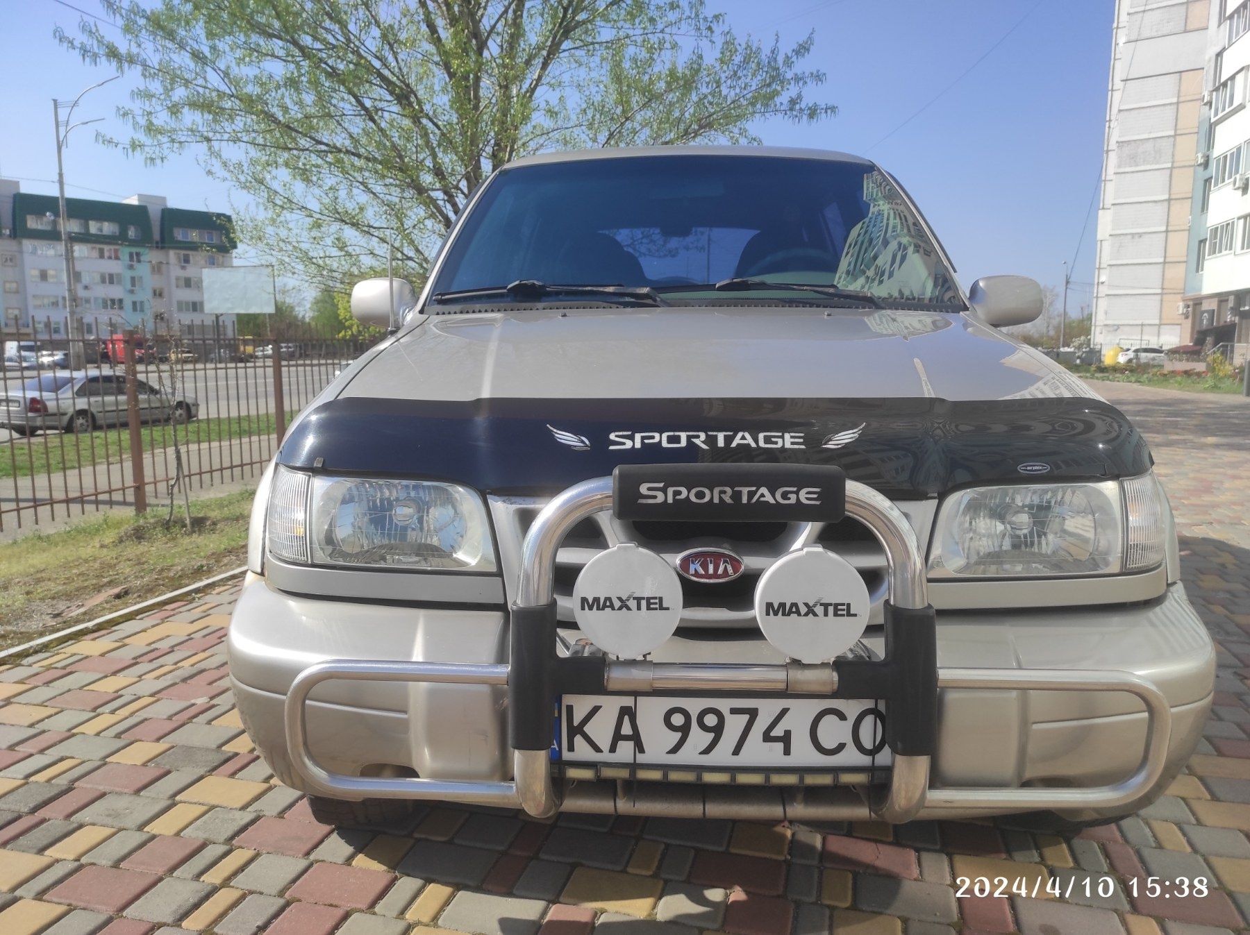 Автомобіль Kia Sportage 1 - 1998 рік