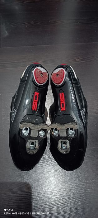 Sapatos SIDI e Spiuk tamanho 40 e 39
