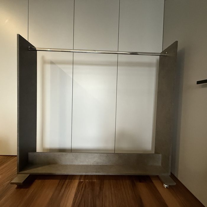 Вешалка стойка для одежды