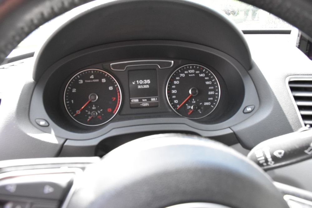 Audi q3 premium plus