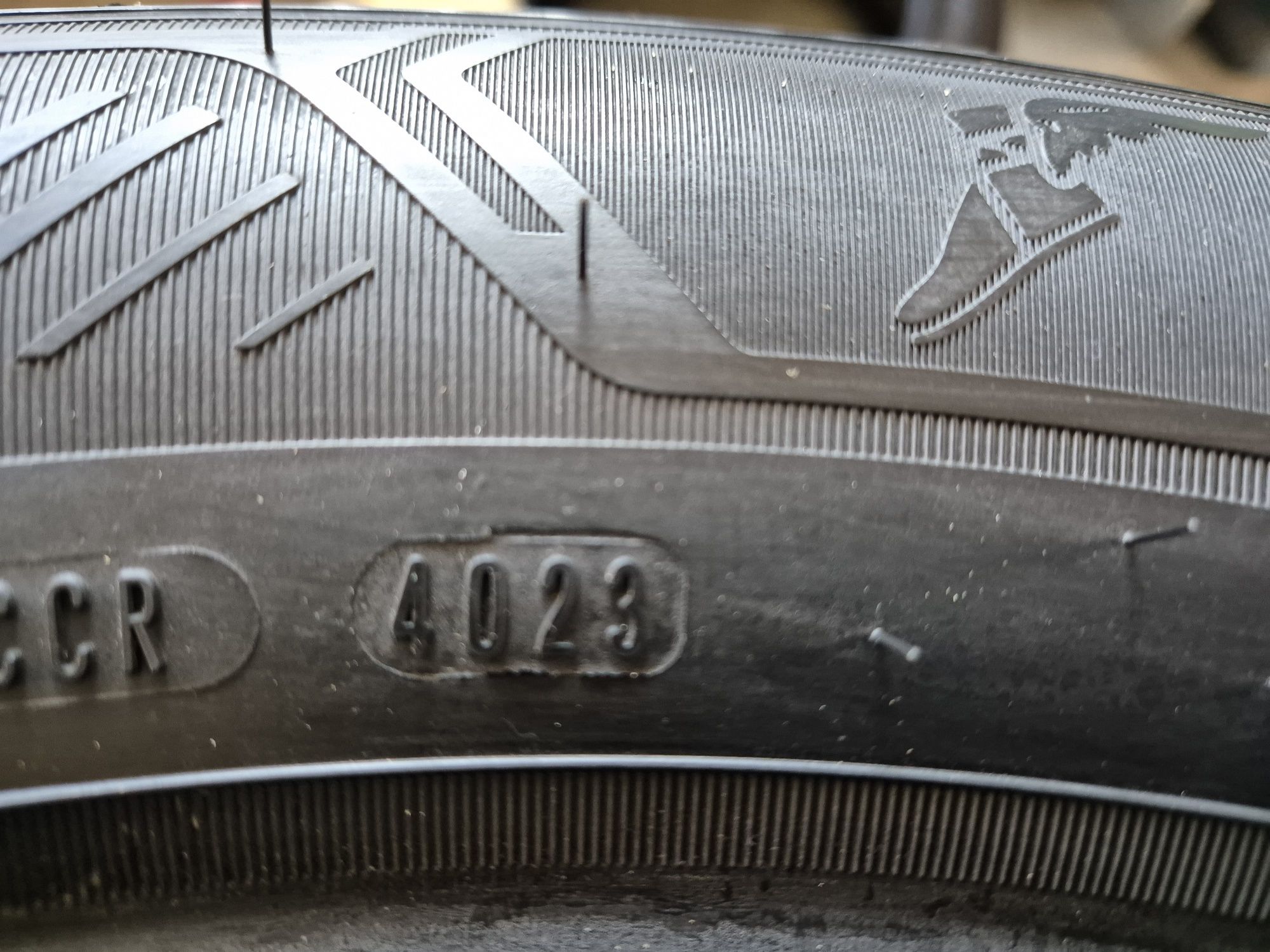 215/60/17 96H Goodyear Efficientgrip 2 SUV  2023.r nowe Demo  wys. Gra