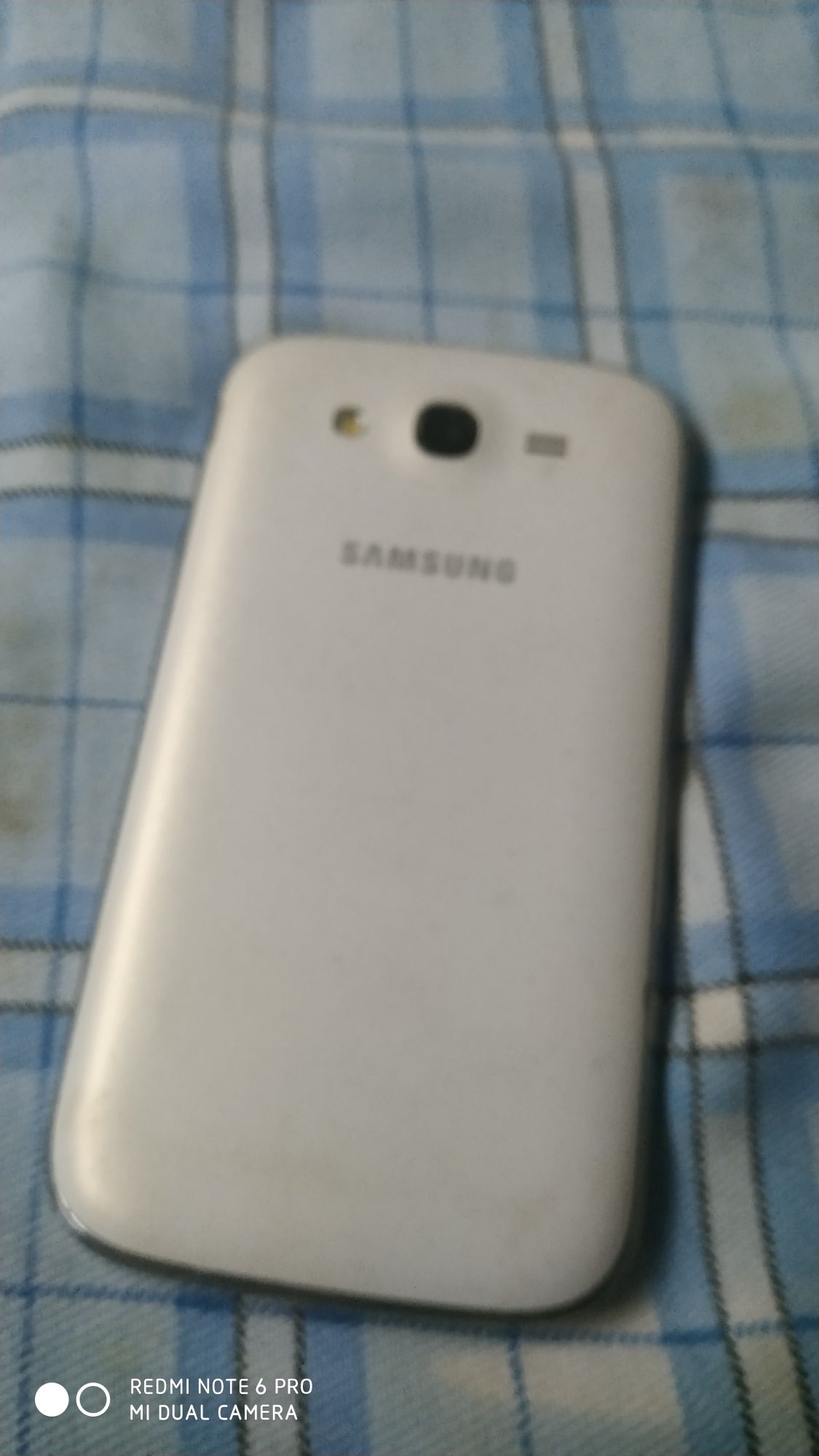 Vendo telemóveis Samsung