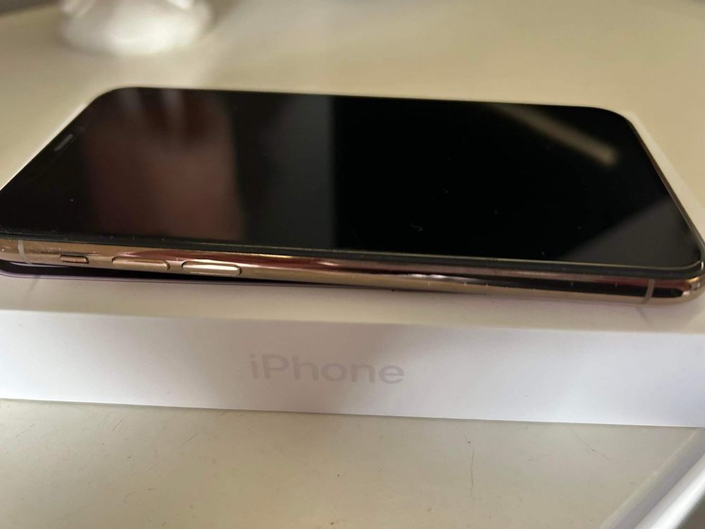 iPhone 11 pro złoty