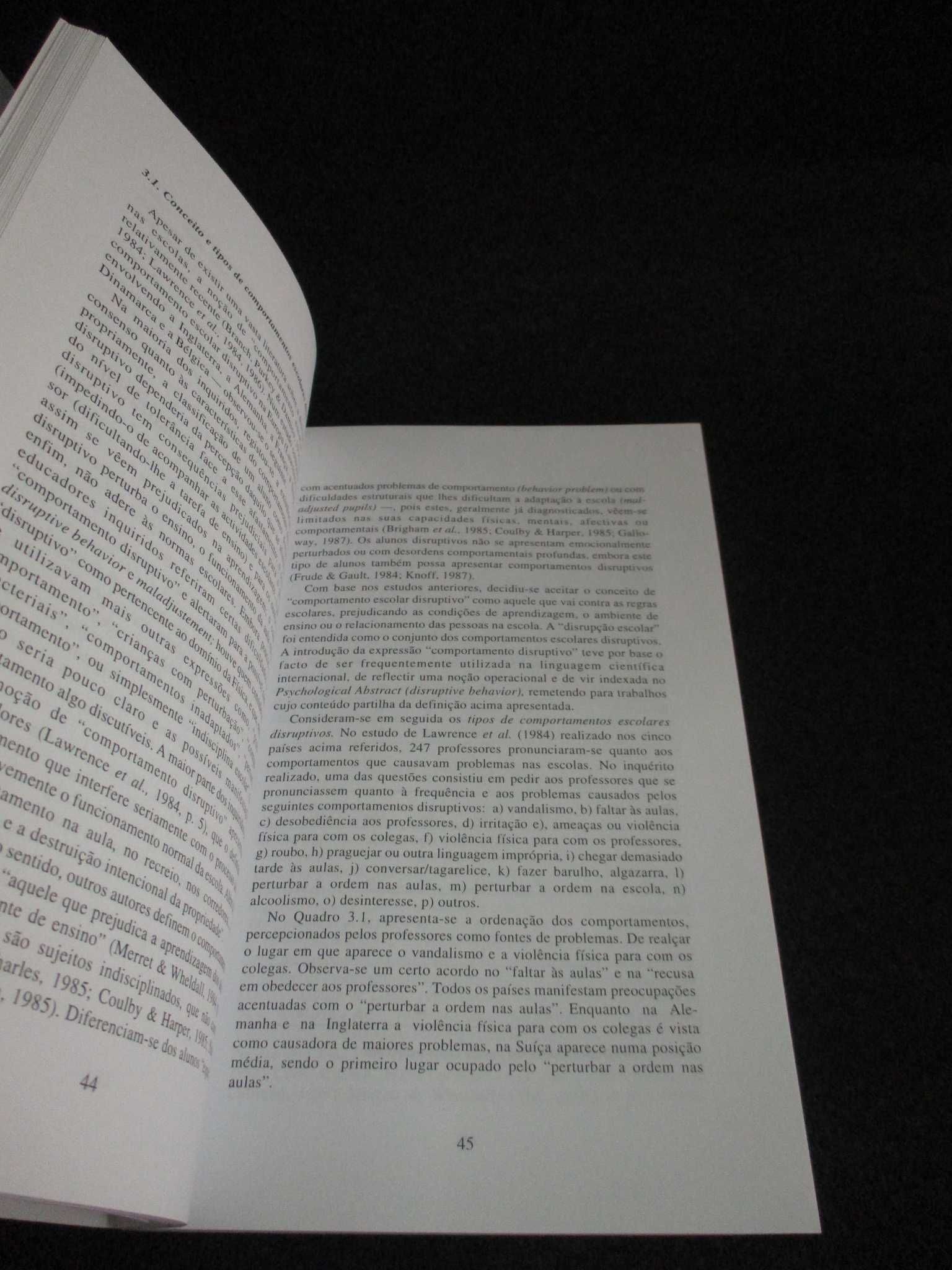 Livro Transgressão e Autoconceito dos Jovens na Escola