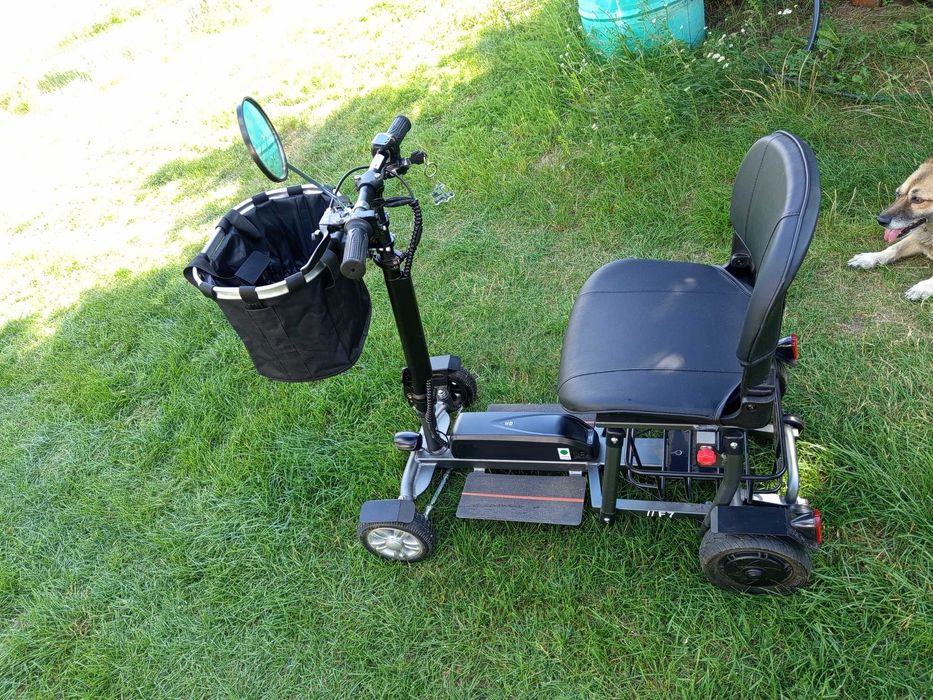 Nowa składana czterokołowa hulajnoga elektryczna Freejoyer F7