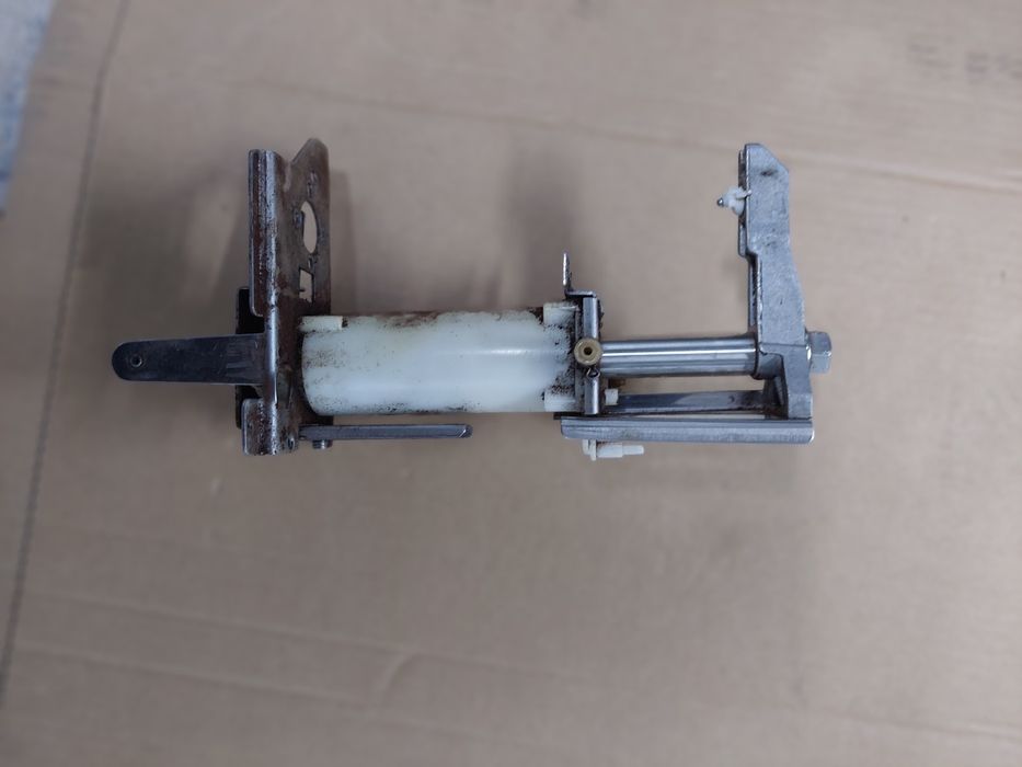 Siłownik do ekspresu krups