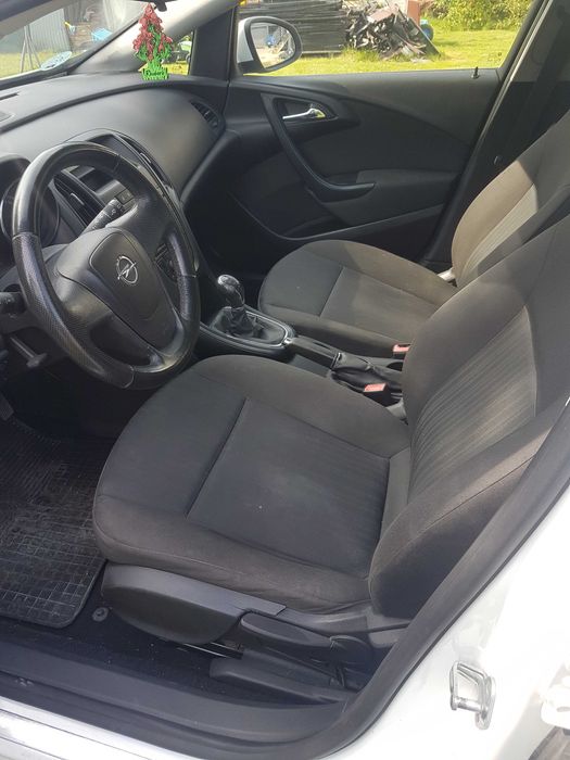 Opel Astra j 1.4 lpg