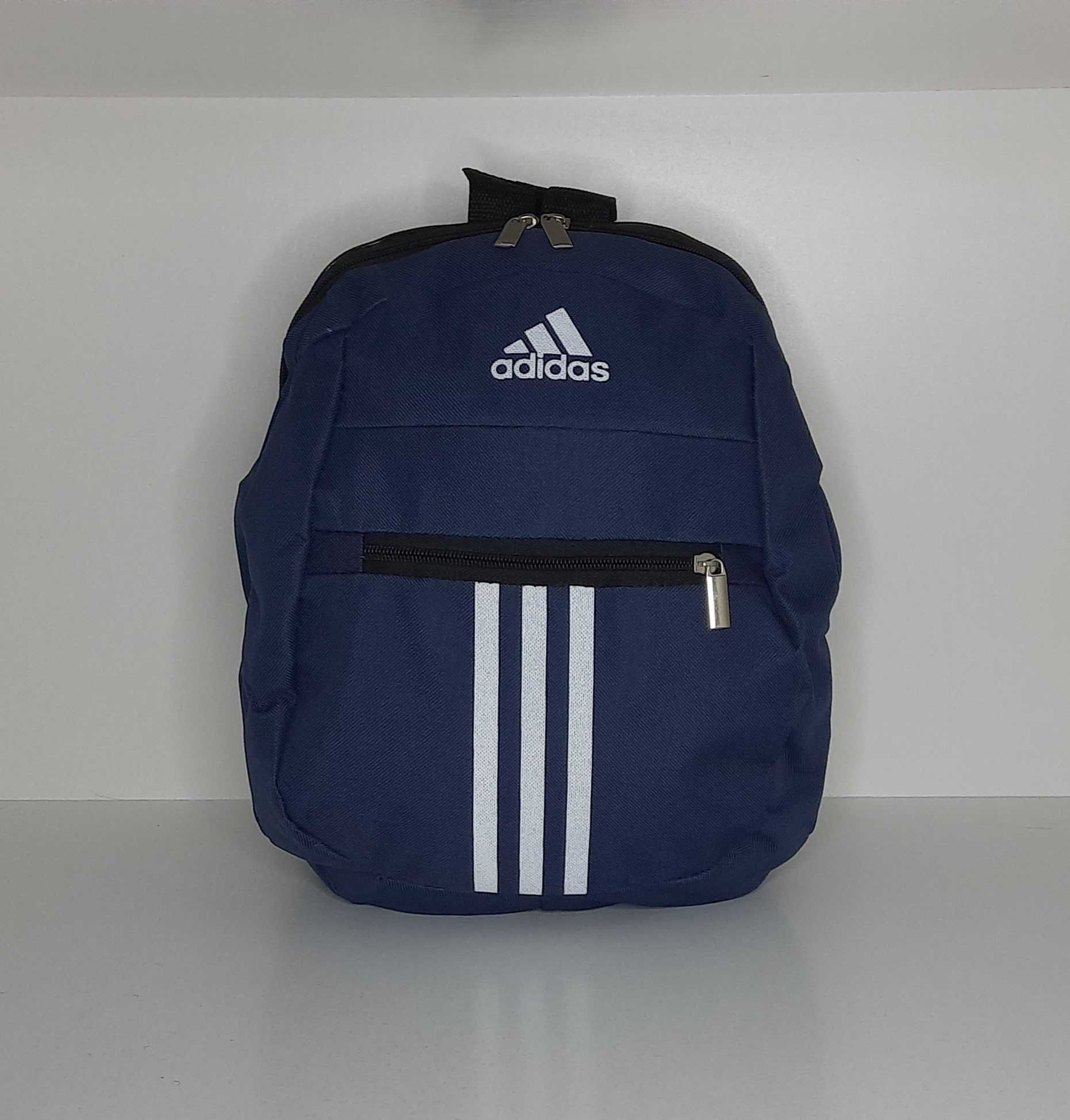 Спортивный рюкзак Adidas. Цвет тёмно синий. Новый.