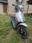 Suzuki lets 4 скутер