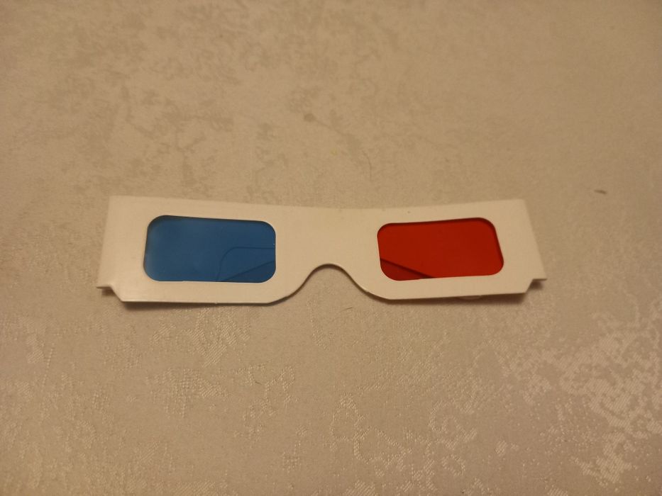 Okulary 3D z papieru