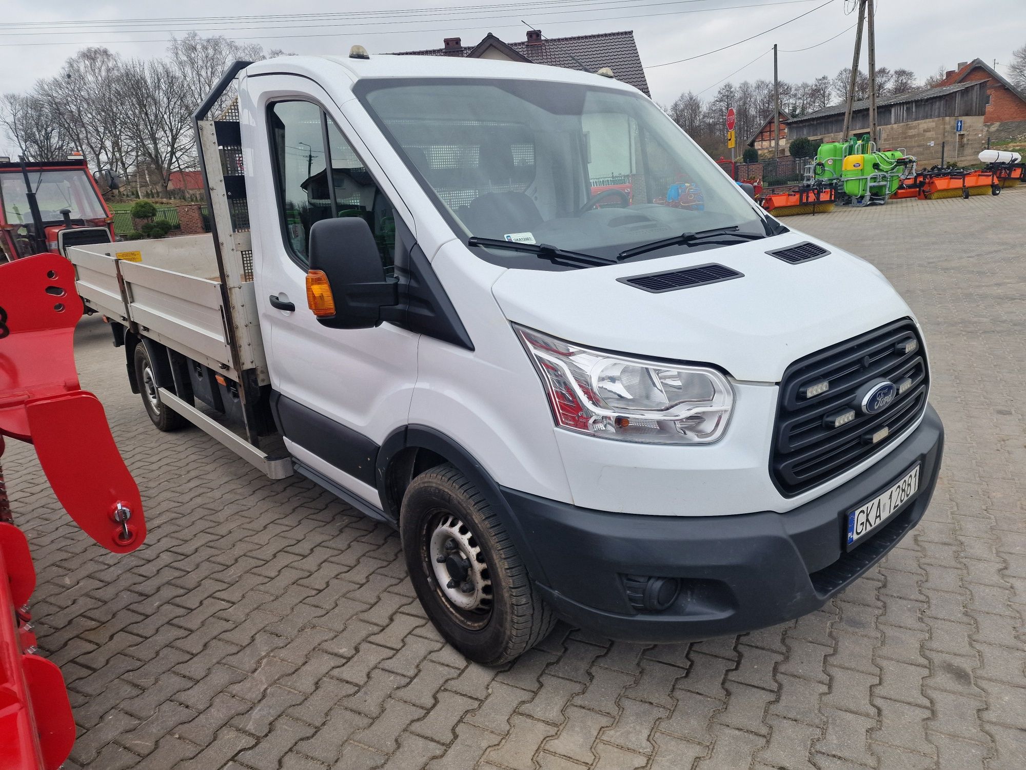 Ford transit pierwszy wlasciciel mały przebieg