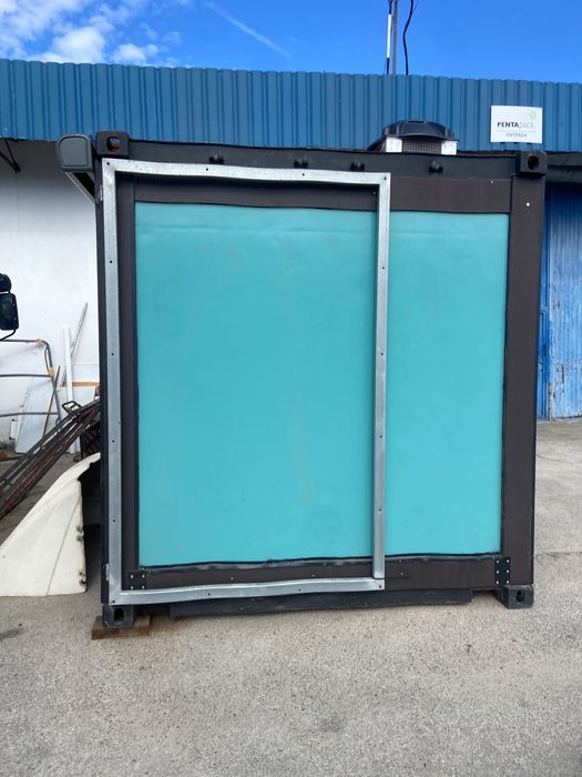 Contentor street food 5 mt abre a frente mais 1,5 mt