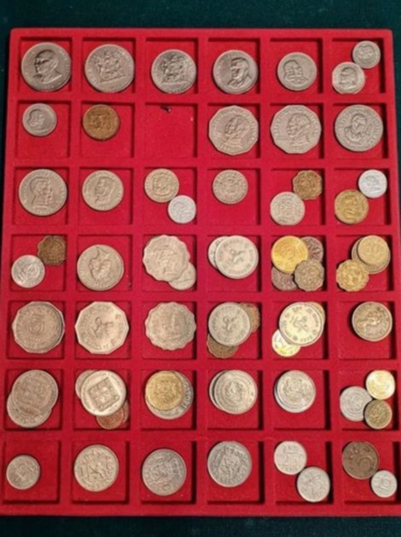 Lote de 20 Moedas de 4 Países