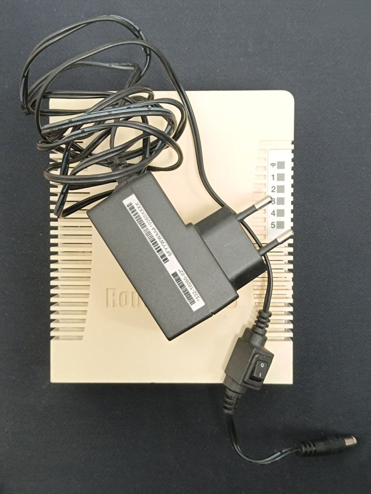Router Mikrotik RB951G-2HnD