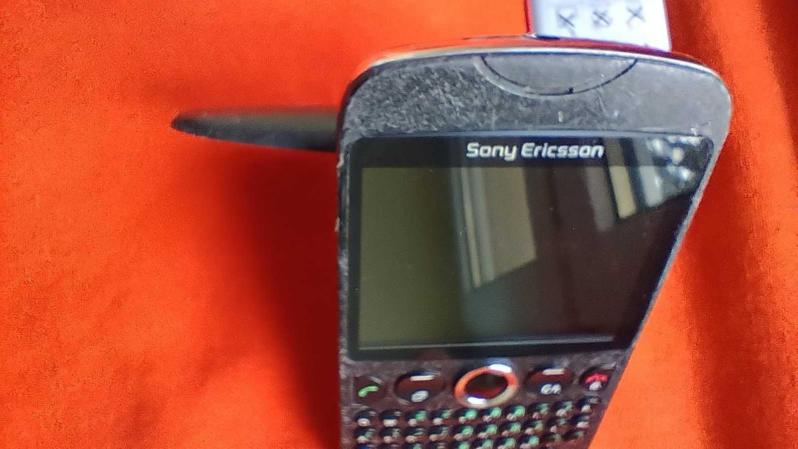 Telefon Sony Ericsson TXT CK13i czarny