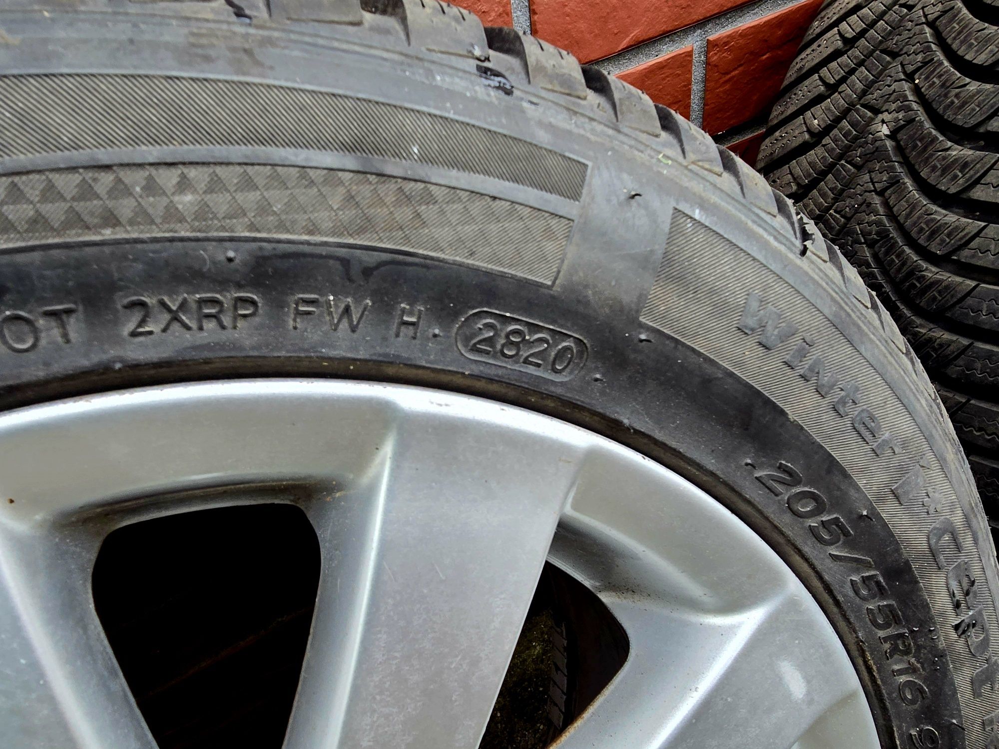 Sprzedam Alufelgi 5x112 VW Alufelgi z Oponami 205/55R16!