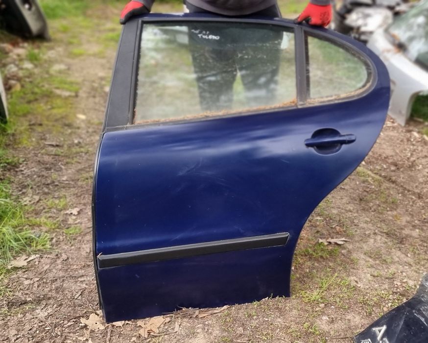 Seat toledo 2 rzwi lewy tył LB5N