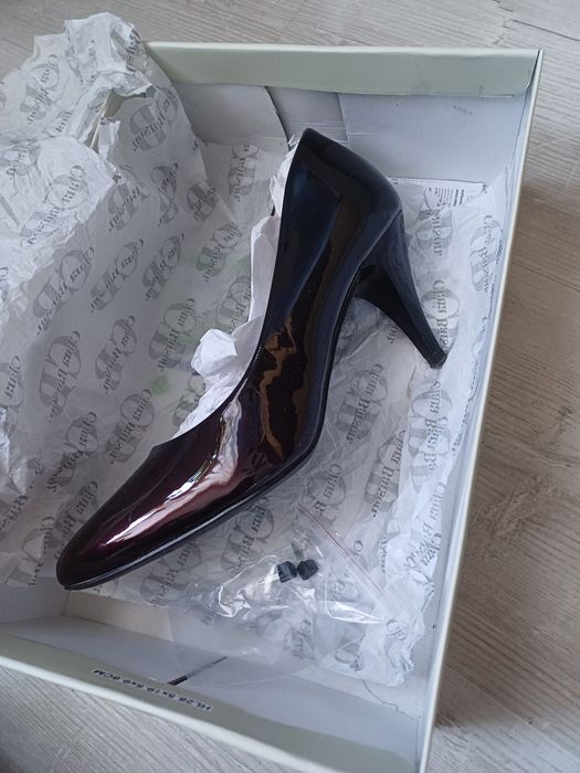 Buty na obcasie damskie