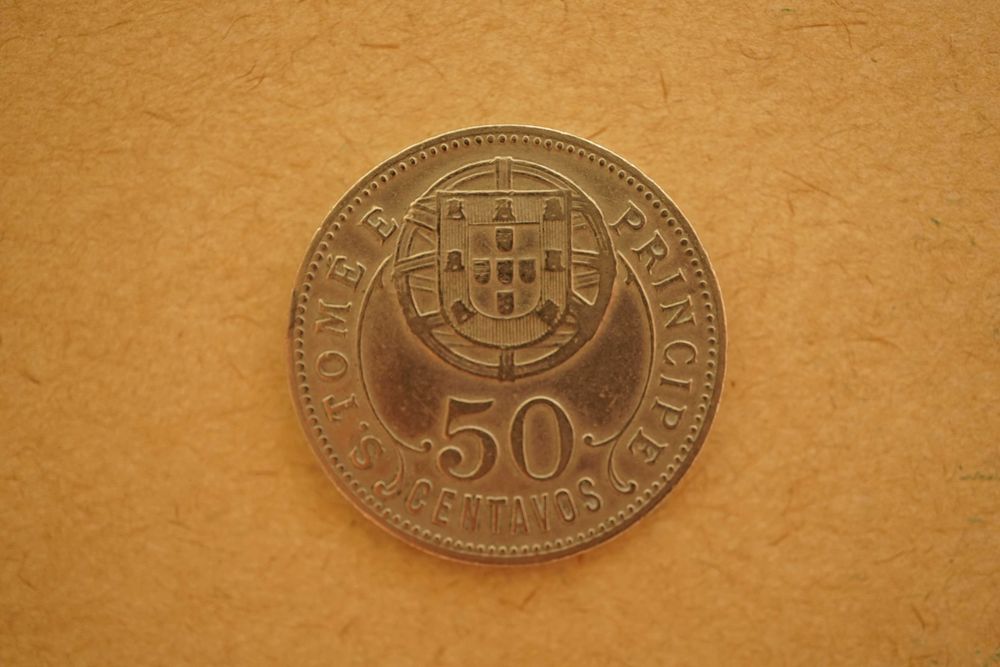 Moeda de São Tomé e Príncipe: 50 centavos, ano 1929 - já com 96 anos